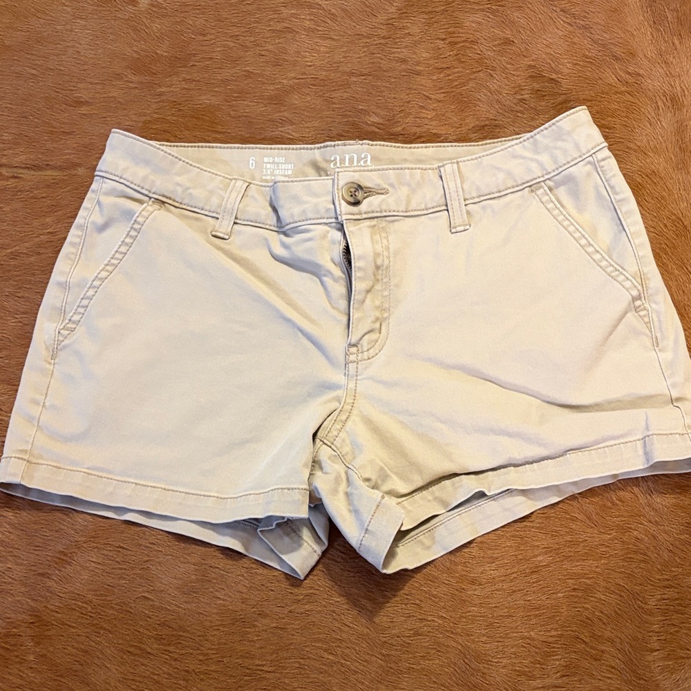 a.n.a Women's Beige Cargo Shorts